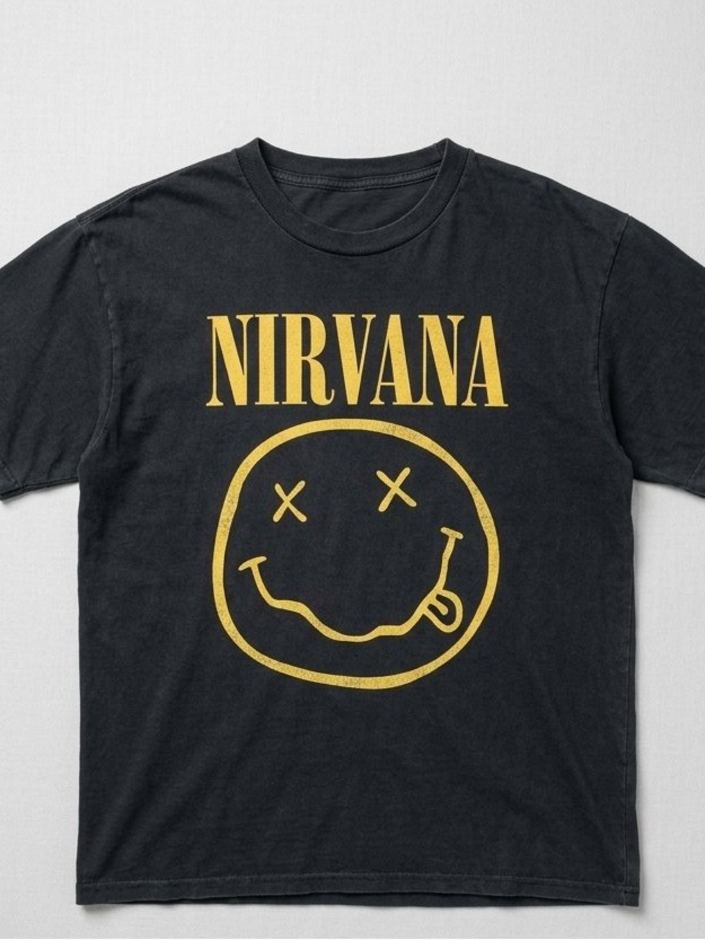 Nirvana Men’s Large Black Graphic Tee with Yellow Logo